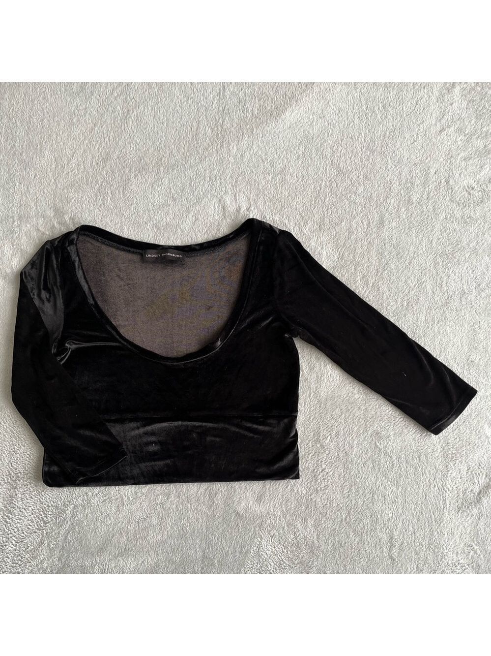LINDSEY THORNBURG Black velvet 3/4 Sleeves Crop Tops size 4